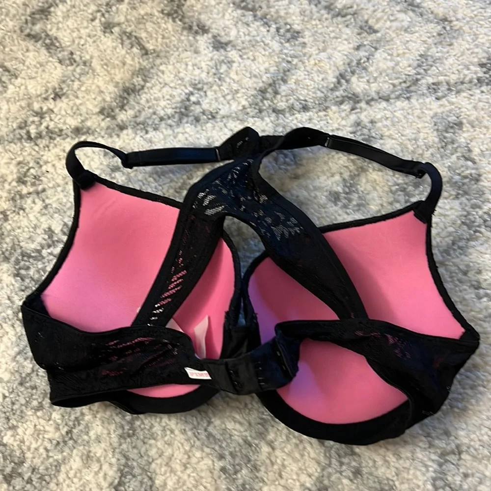 VS Racerback Bra - Picture 2 of 2